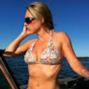 Meet your Posher, Alyson